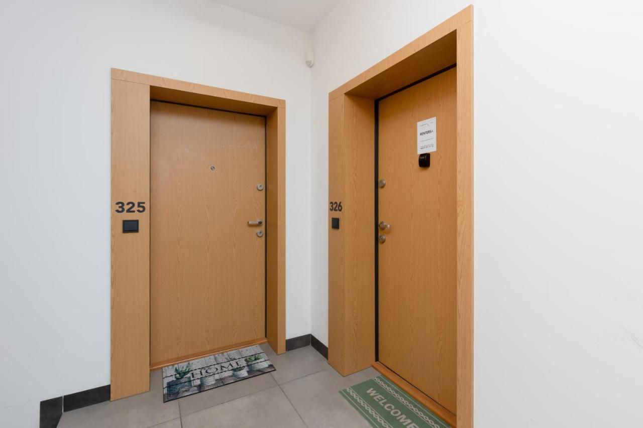 Lakeview Apartment Kapelanow Armii Krajowej By Noclegi Renters Warszawa Exteriör bild