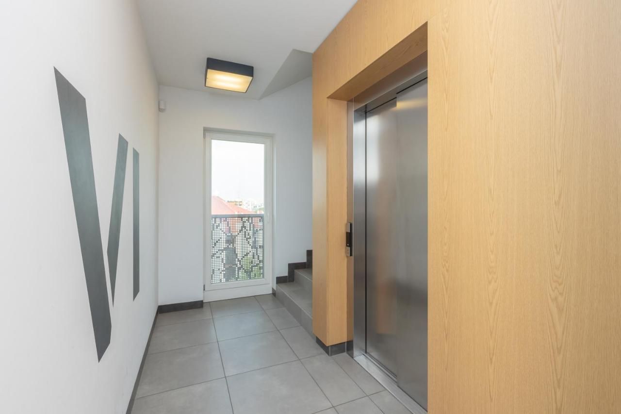 Lakeview Apartment Kapelanow Armii Krajowej By Noclegi Renters Warszawa Exteriör bild